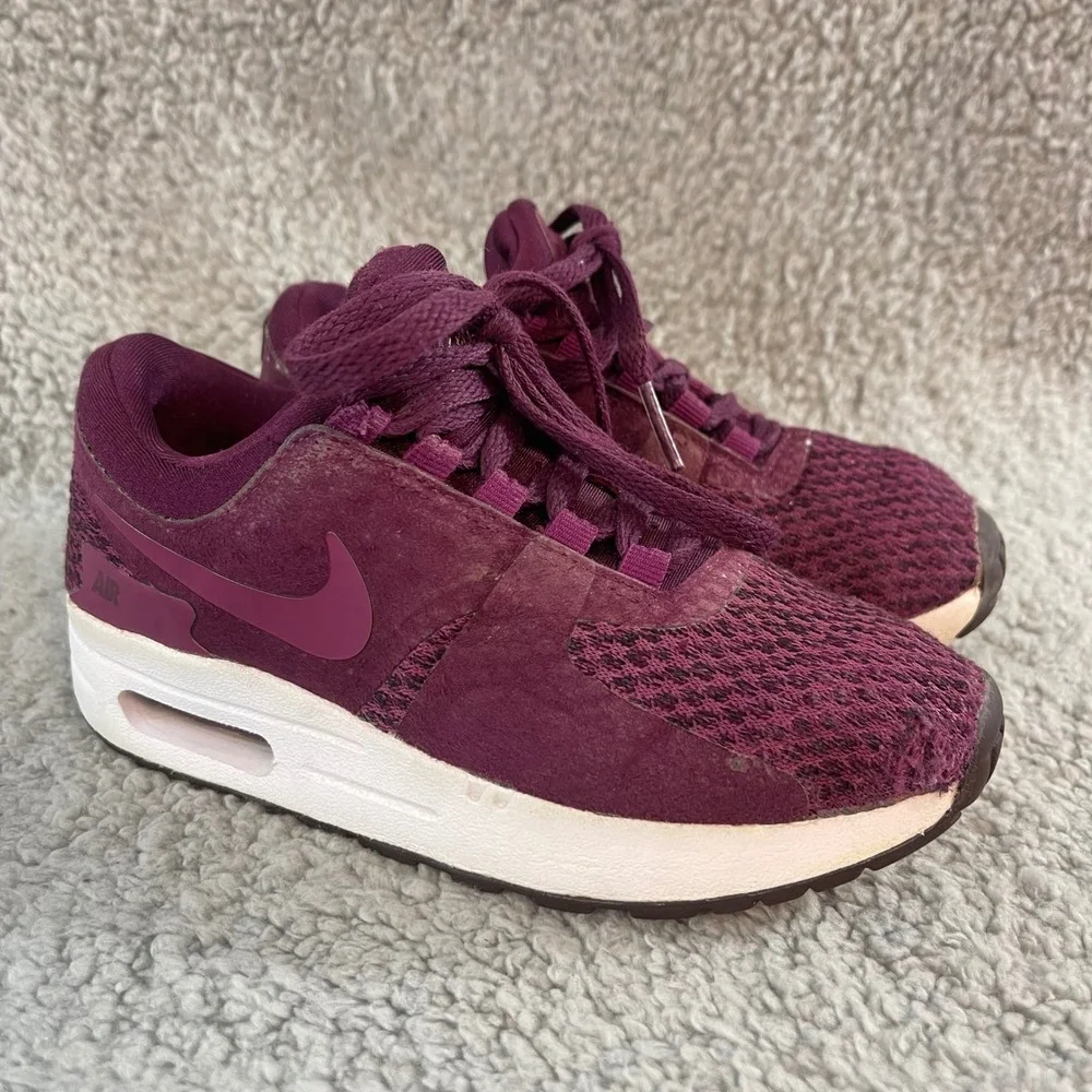 Nike Air Max Zero Kids‎ Toddler size 11.5c Purple Mesh Running Athletic Shoes